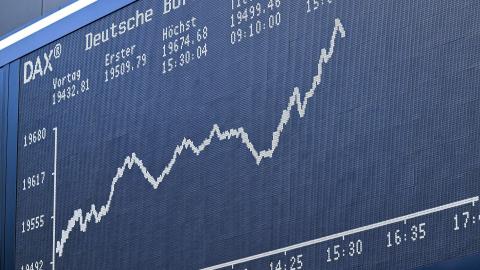 Leerverkäufer erhöhen ihre Wetten gegen deutsche Aktien