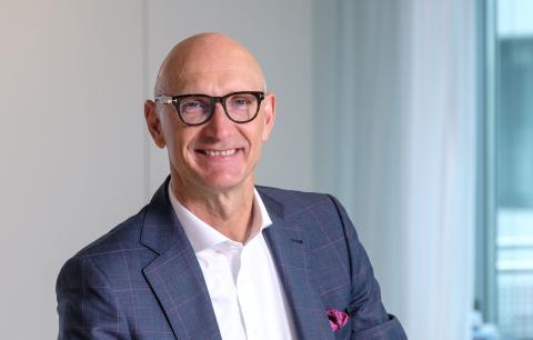 Deutsche-Telekom-Rückkauf senkt die Gefahr eines waghalsigen Fusionsversuchs Deutsche-Telekom-Rückkauf senkt die Gefahr eines waghalsigen Fusionsversuchs