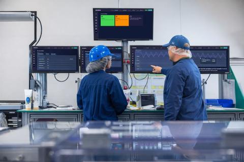 Schneider und Siemens verdienen am KI-Boom, doch der Dax-Konzern eilt voraus