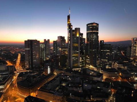Leerverkäufer bauen Wetten gegen deutsche Aktien weiter aus
