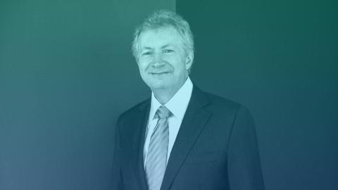 Der Finanzminister der USA manipuliert die Zinskurve