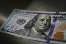 Politische Risiken schwächen den Dollar gegenüber Franken und Euro